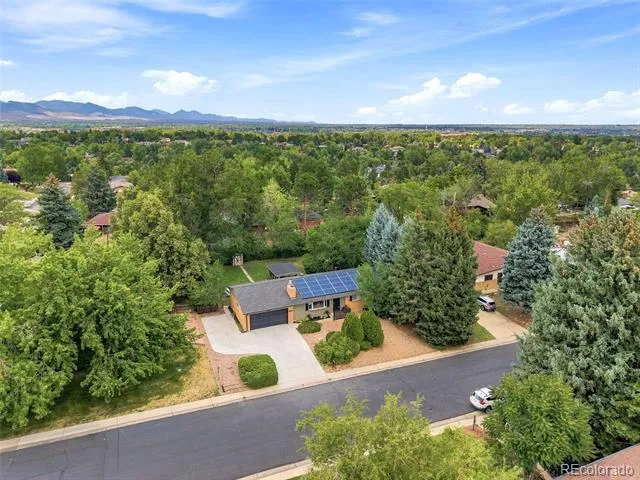 11835 Swadley Drive Lakewood, CO 80215