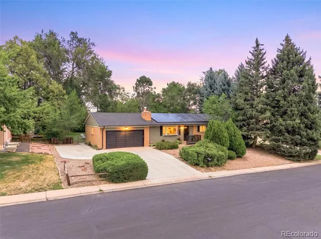 11835 Swadley Drive Lakewood, CO 80215