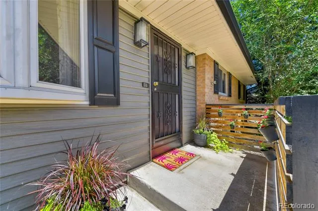 11835 Swadley Drive Lakewood, CO 80215