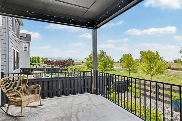 8765 Moonshimmer Trail Littleton, CO 80125