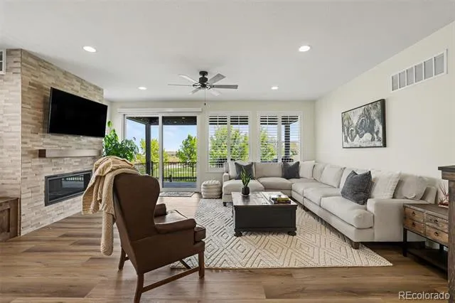 8765 Moonshimmer Trail Littleton, CO 80125