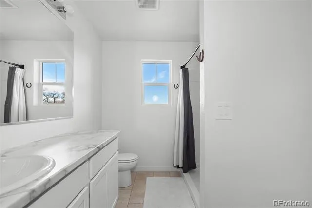 461 Condor Way Johnstown, CO 80534
