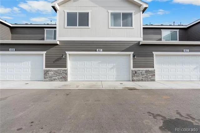 461 Condor Way Johnstown, CO 80534