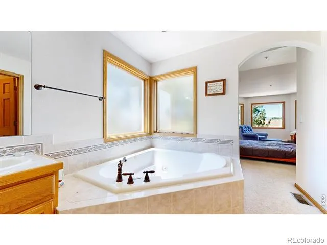 11727 Crystal View Lane Longmont, CO 80504