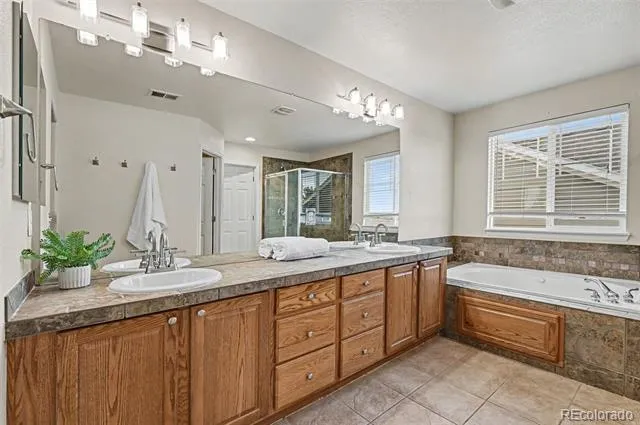 11854 S Breeze Grass Way Parker, CO 80134