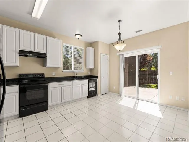 20290 E Red Fox Lane Centennial, CO 80015