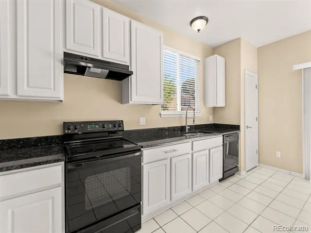 20290 E Red Fox Lane Centennial, CO 80015