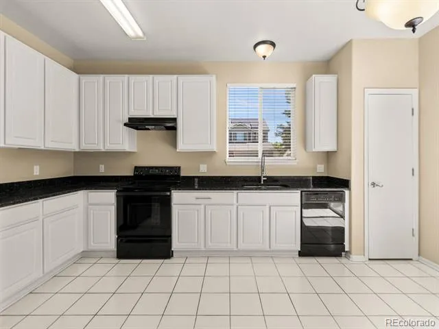 20290 E Red Fox Lane Centennial, CO 80015