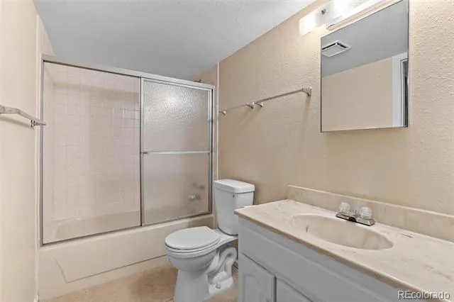 6408 S Glencoe Court Centennial, CO 80121