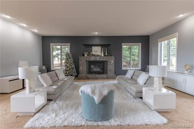 8095 S Oak Hill Circle Aurora, CO 80016