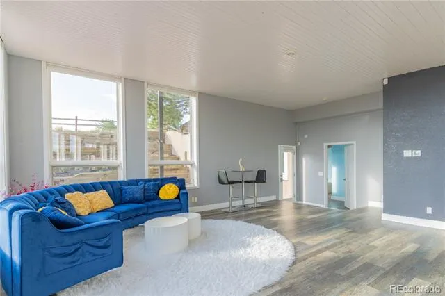 8095 S Oak Hill Circle Aurora, CO 80016