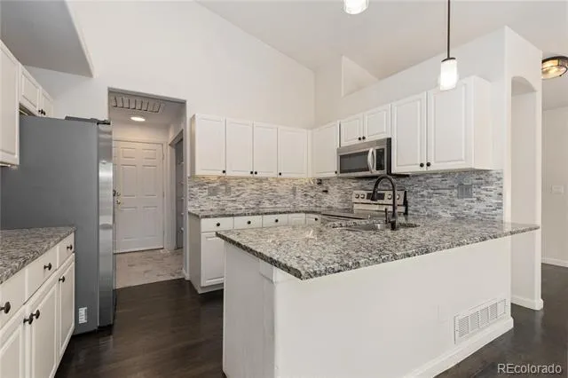 12181 Applewood Court Broomfield, CO 80020