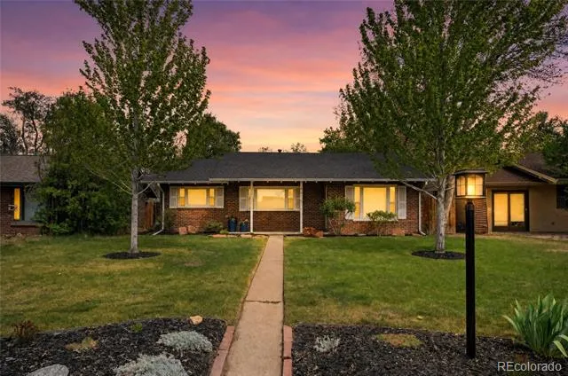 4676 S Lincoln Street Englewood, CO 80113