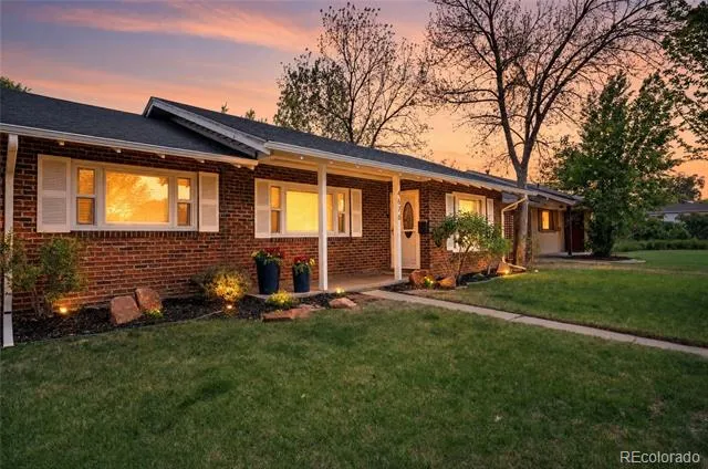 4676 S Lincoln Street Englewood, CO 80113