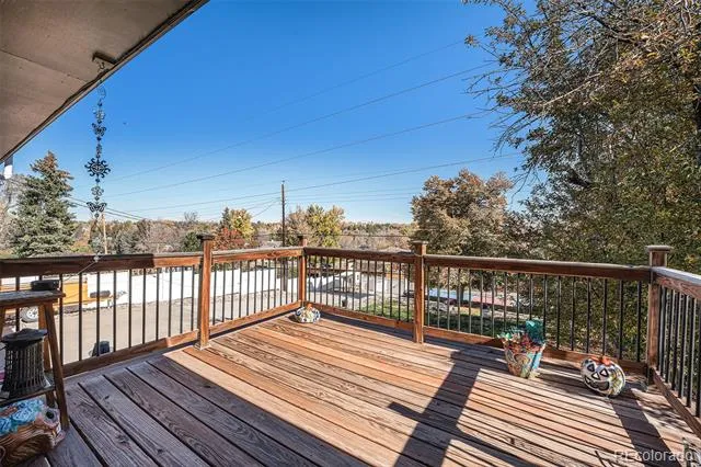 6110 S Southwood Drive Centennial, CO 80121