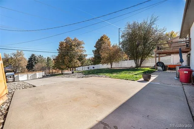 6110 S Southwood Drive Centennial, CO 80121