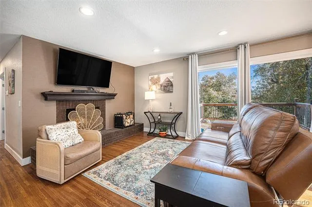 6110 S Southwood Drive Centennial, CO 80121