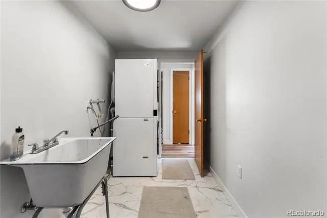 6295 S Humboldt Place Centennial, CO 80121