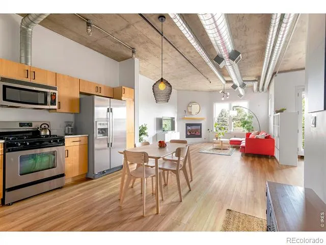 3701 Arapahoe Avenue #208 Boulder, CO 80303