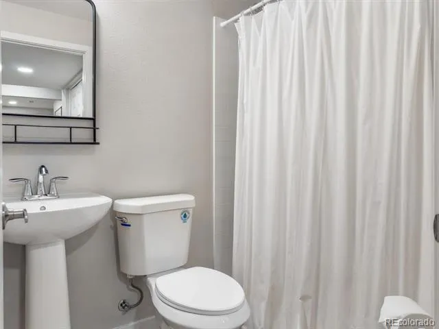 9827 Mulberry Way Littleton, CO 80129