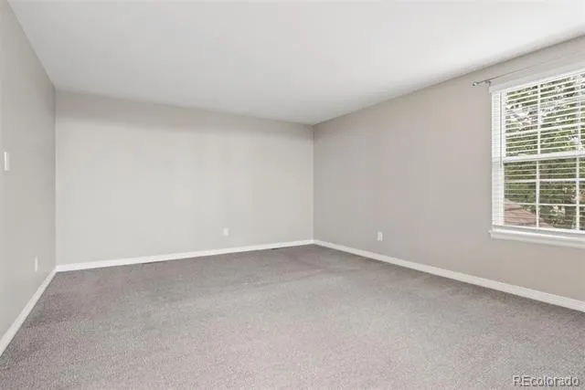 6043 E Briarwood Drive Englewood, CO 80112