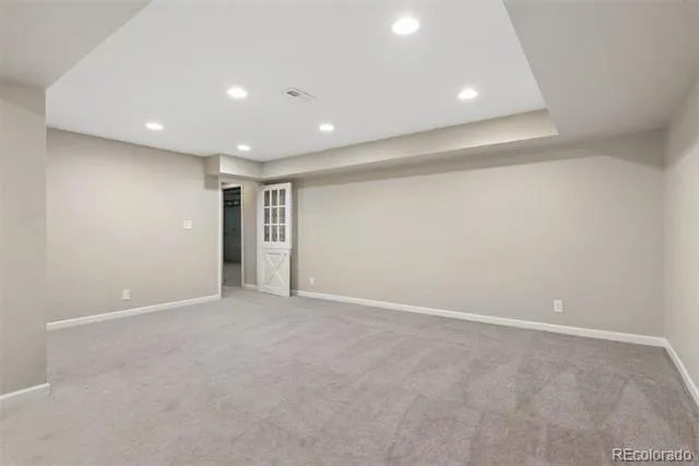 6043 E Briarwood Drive Englewood, CO 80112