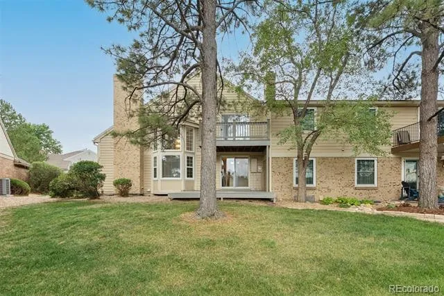 6043 E Briarwood Drive Englewood, CO 80112
