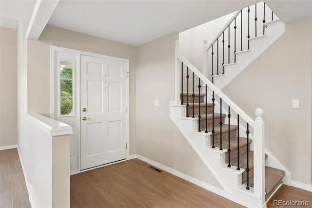 6043 E Briarwood Drive Englewood, CO 80112