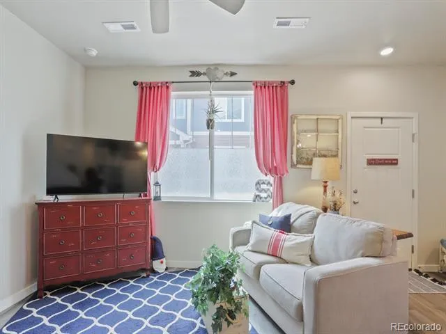 286 Cardinal Street Johnstown, CO 80534