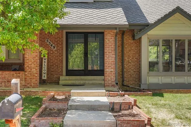 5549 S Hanover Way Englewood, CO 80111