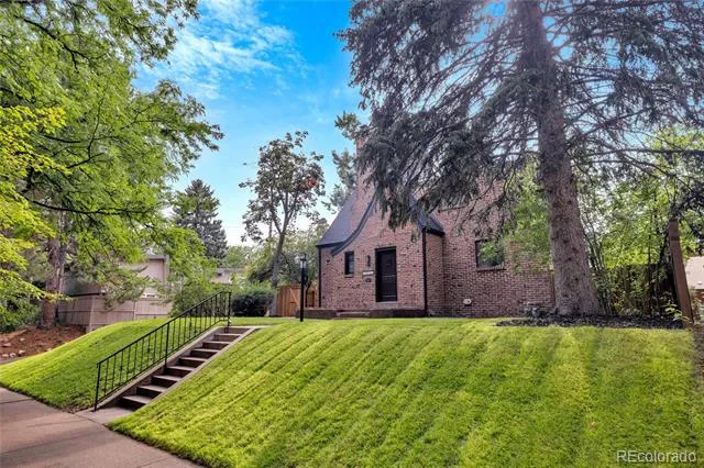 1725 Forest Street Parkway Denver, CO 80220