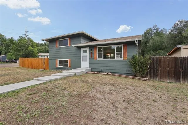 1309 25th Street Colorado Springs, CO 80904