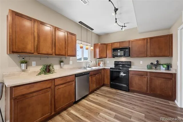 7589 Chenoa Court Colorado Springs, CO 80915