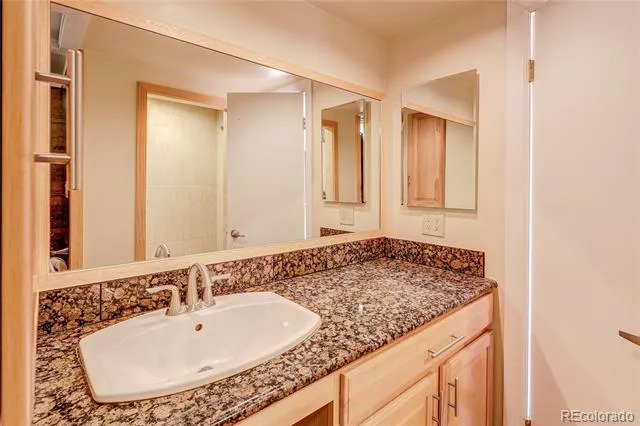6482 S Valley Drive Morrison, CO 80465