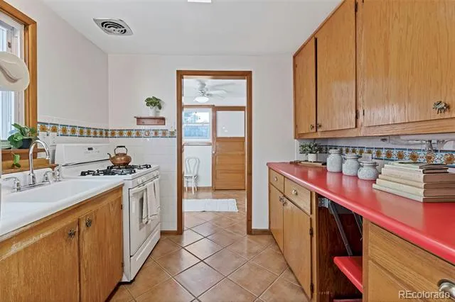 4707 S Cherokee Street Englewood, CO 80110