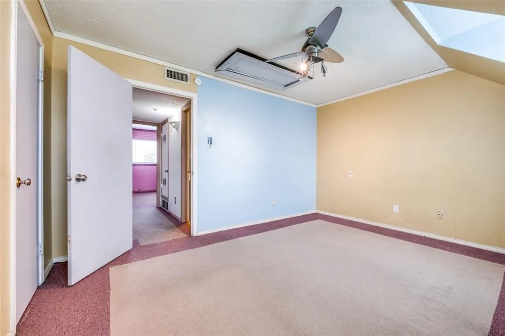 9843 Park Lane Court Dallas, TX 75220