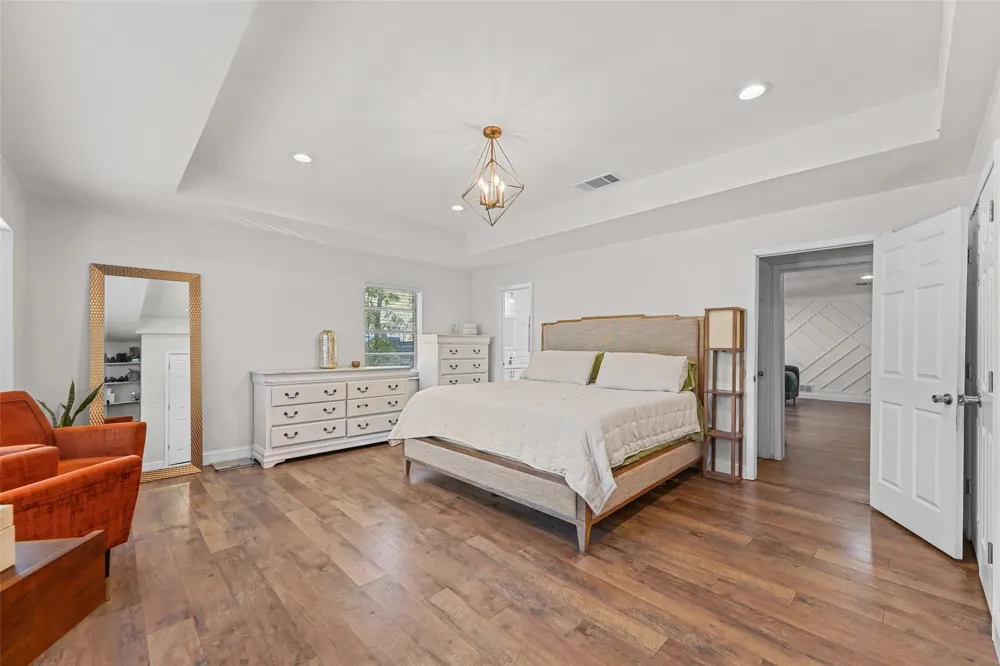 300 E Pecan Street Aubrey, TX 76227