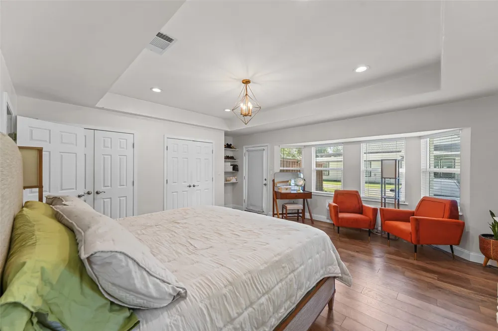 300 E Pecan Street Aubrey, TX 76227