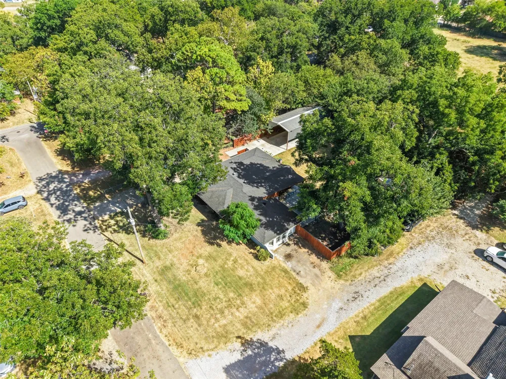 300 E Pecan Street Aubrey, TX 76227
