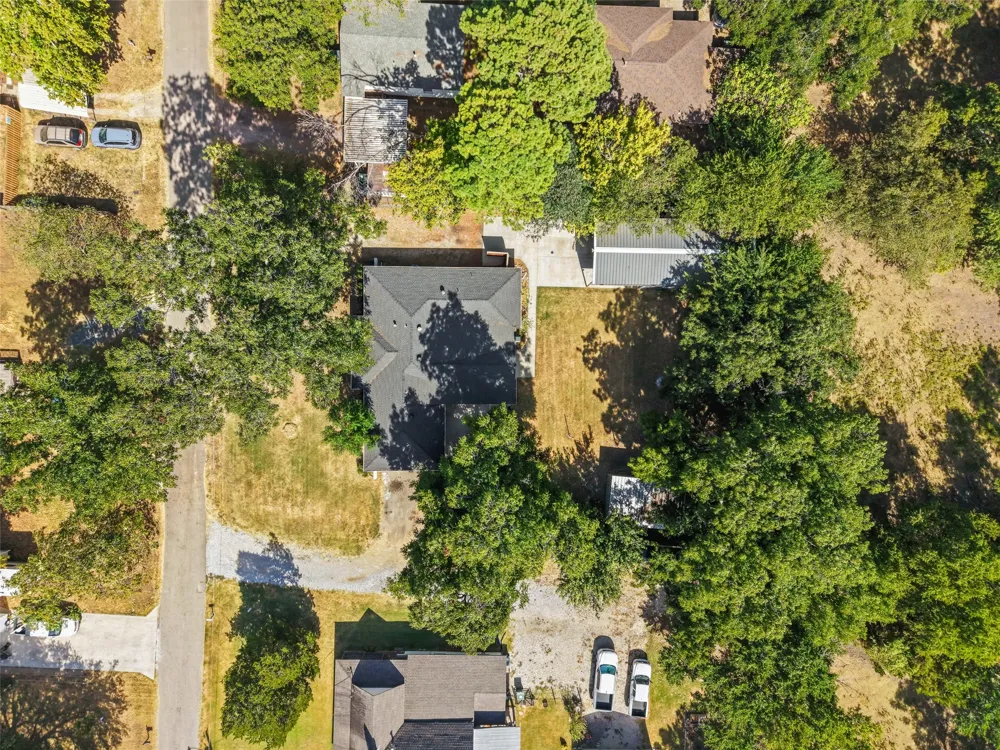 300 E Pecan Street Aubrey, TX 76227