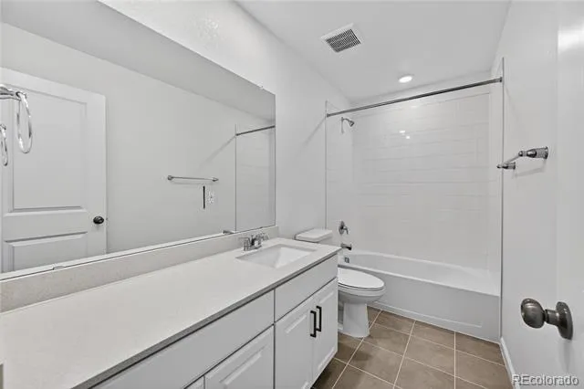 28450 E 4th Place Watkins, CO 80137