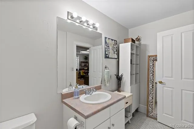 325 E 18th Avenue #107 Denver, CO 80203