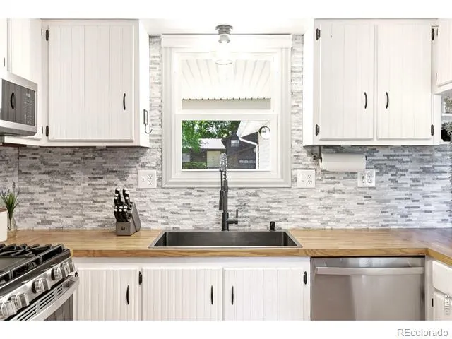 1281 E 21st Court Loveland, CO 80538