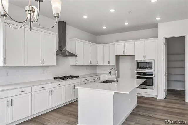 2516 Bitterroot Place Highlands Ranch, CO 80129