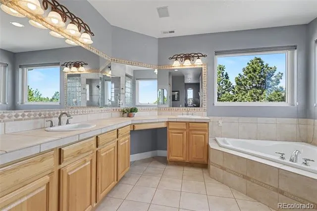 17910 Grama Ridge Colorado Springs, CO 80908