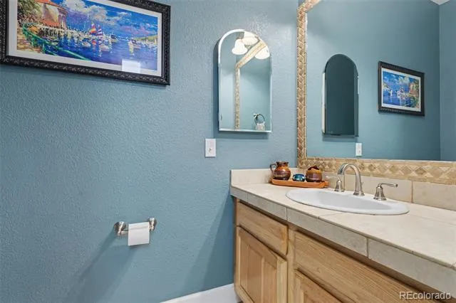 17910 Grama Ridge Colorado Springs, CO 80908