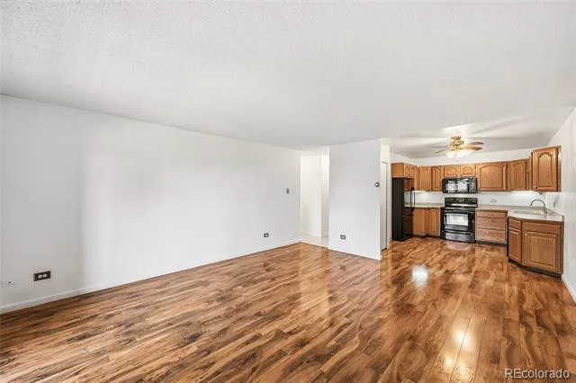 9155 E Center Avenue #12B Denver, CO 80247