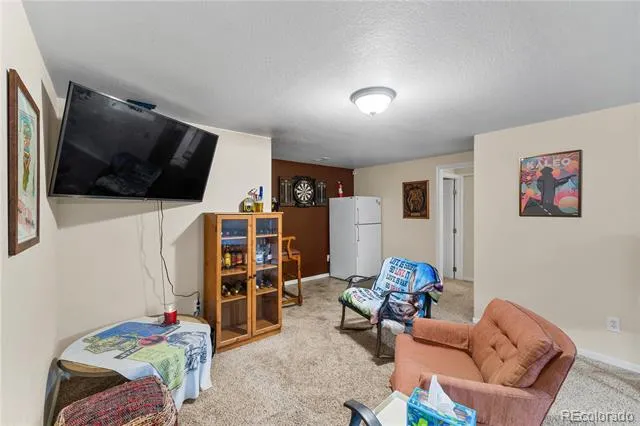 17556 Margil Road Mead, CO 80542
