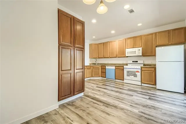 9767 Cherry Lane Thornton, CO 80229