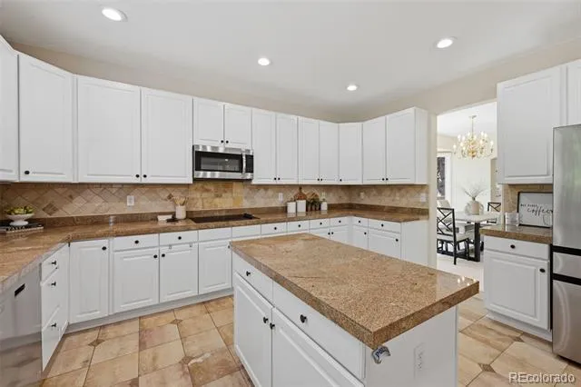 5498 S Helena Street Aurora, CO 80015